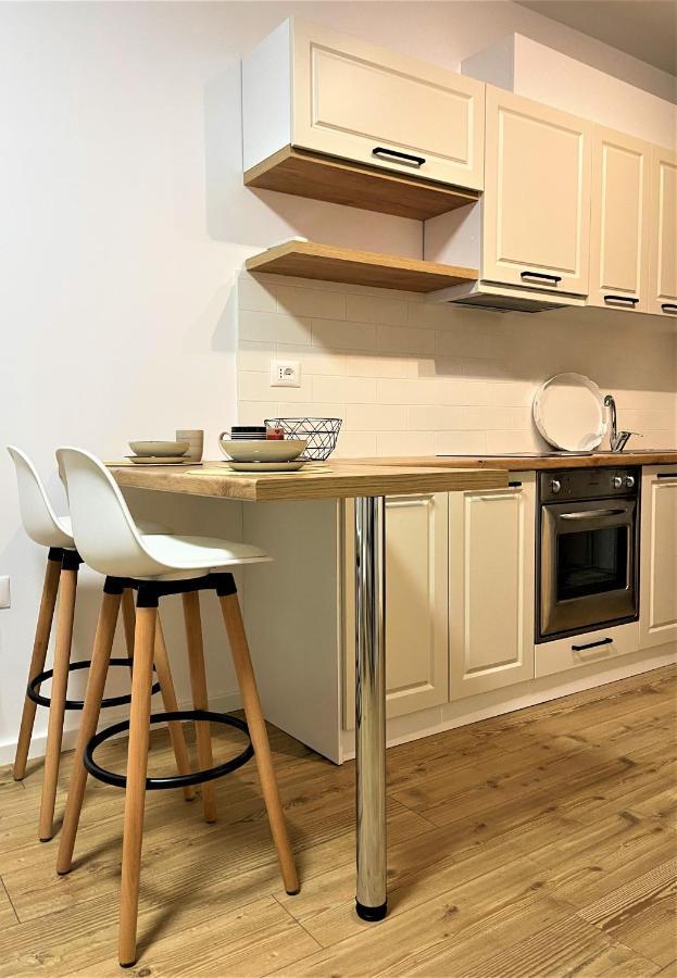 Apartment In The Heart Of Old Bazaar, Tirana - Hana Apartments Esterno foto