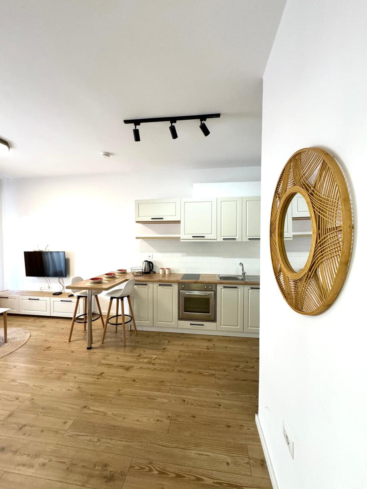 Apartment In The Heart Of Old Bazaar, Tirana - Hana Apartments Esterno foto