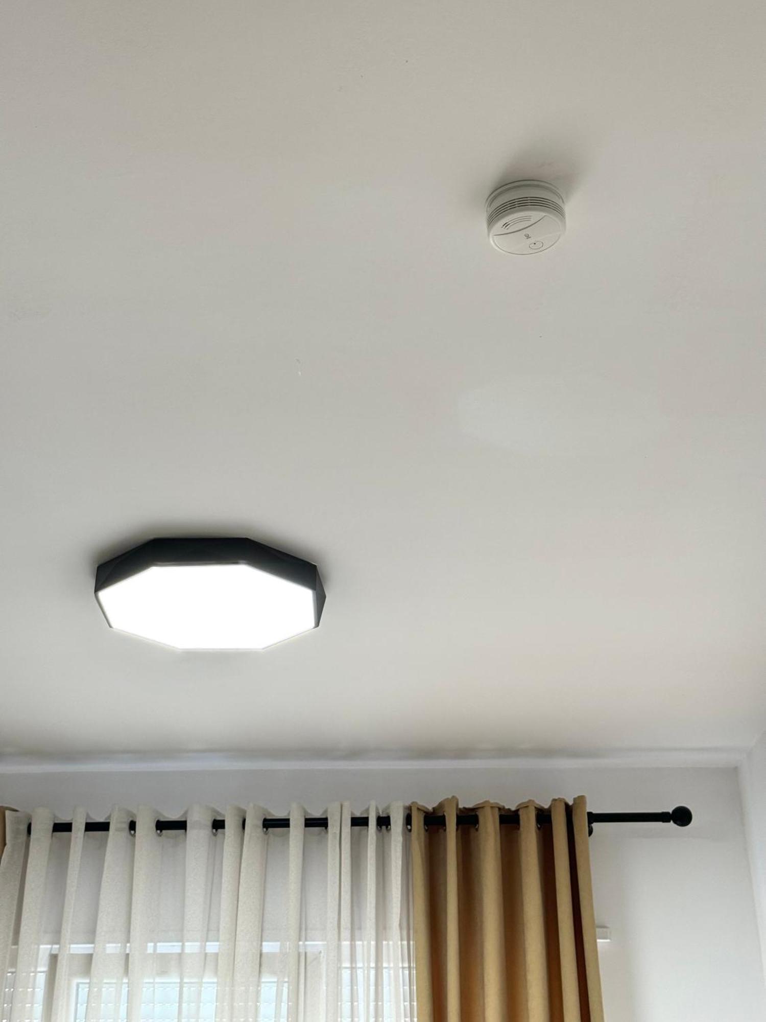 Apartment In The Heart Of Old Bazaar, Tirana - Hana Apartments Esterno foto